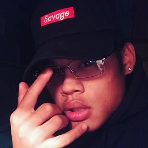 Meet your Posher, Aaron